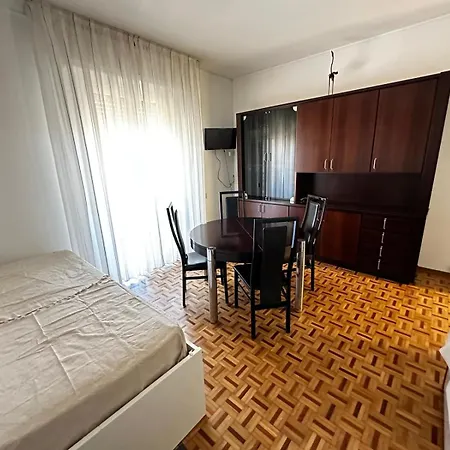 Corso Degli Inglesi 178 * Санремо